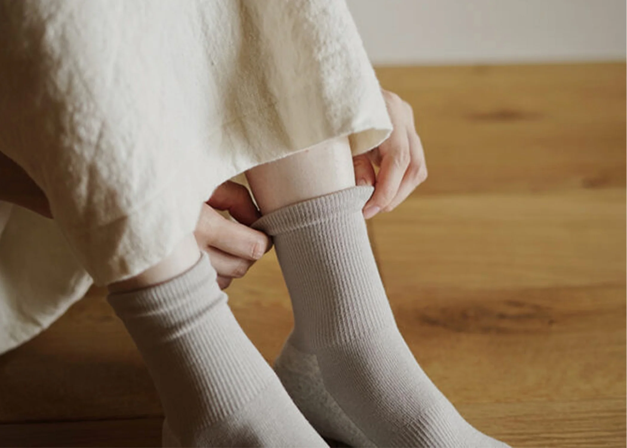 Cotton Cashmere Walk Socks - Image 3