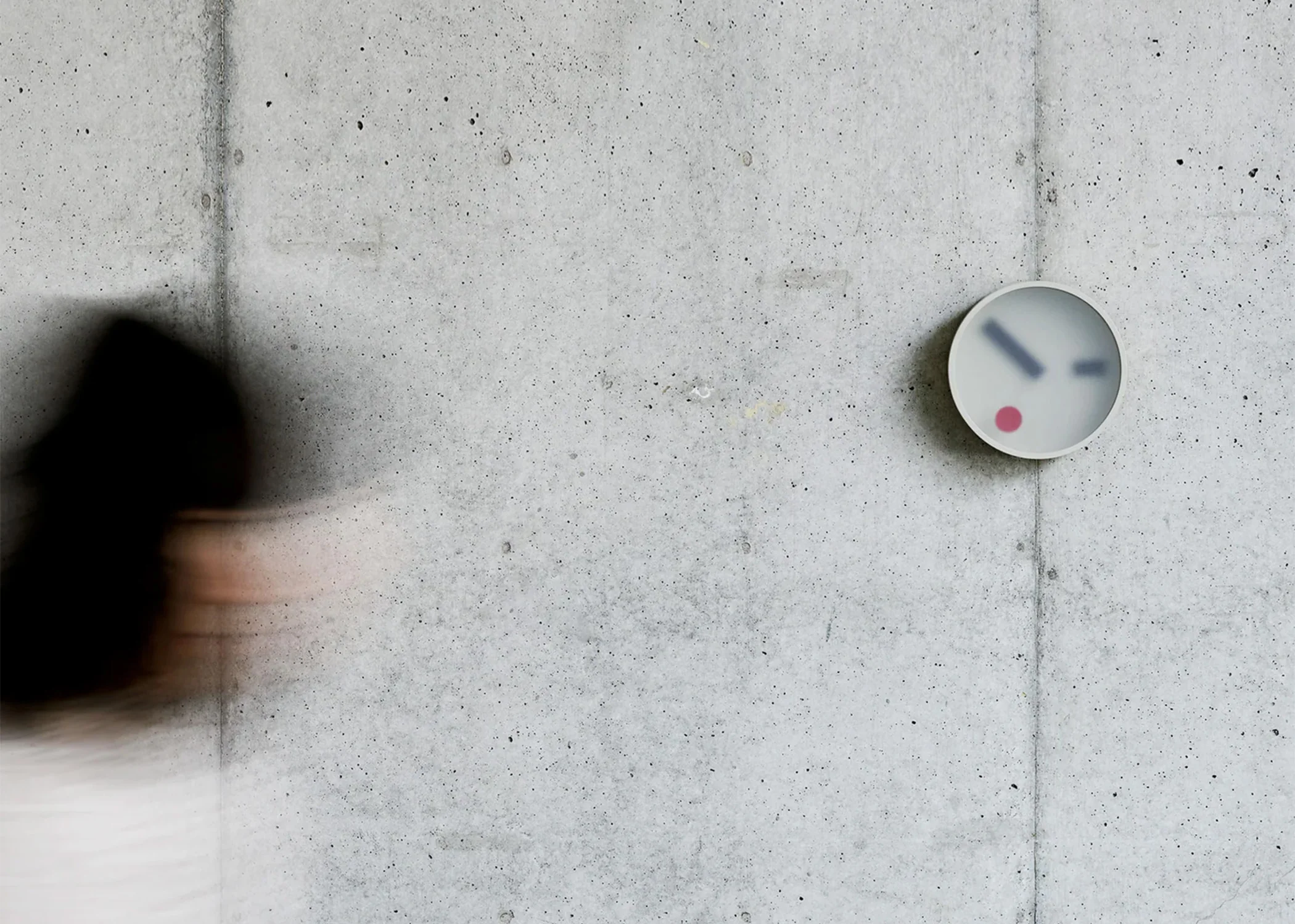 Kehai Clock Grey - Image 3