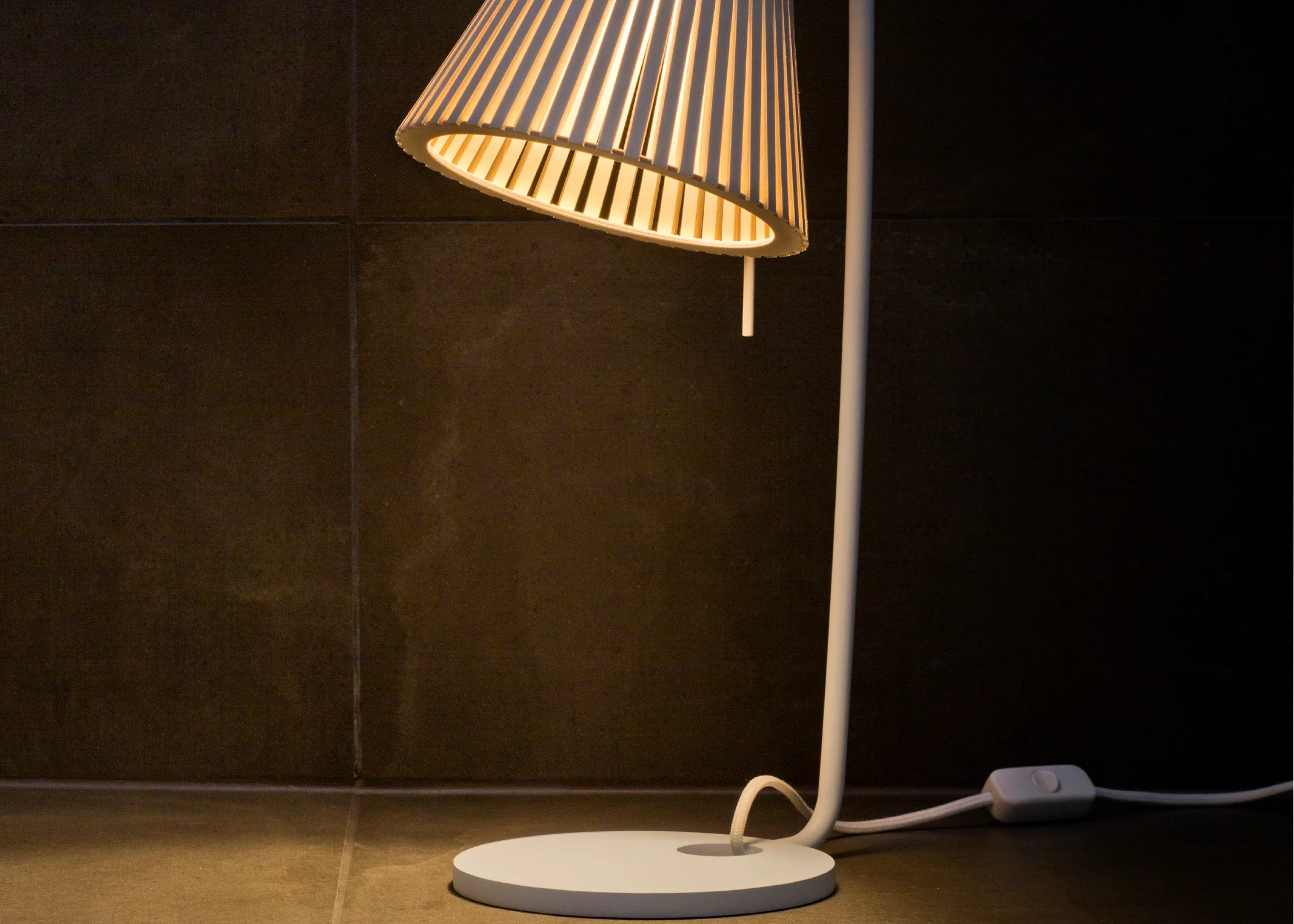 Petite 4620 Table Lamp - Birch - Image 4