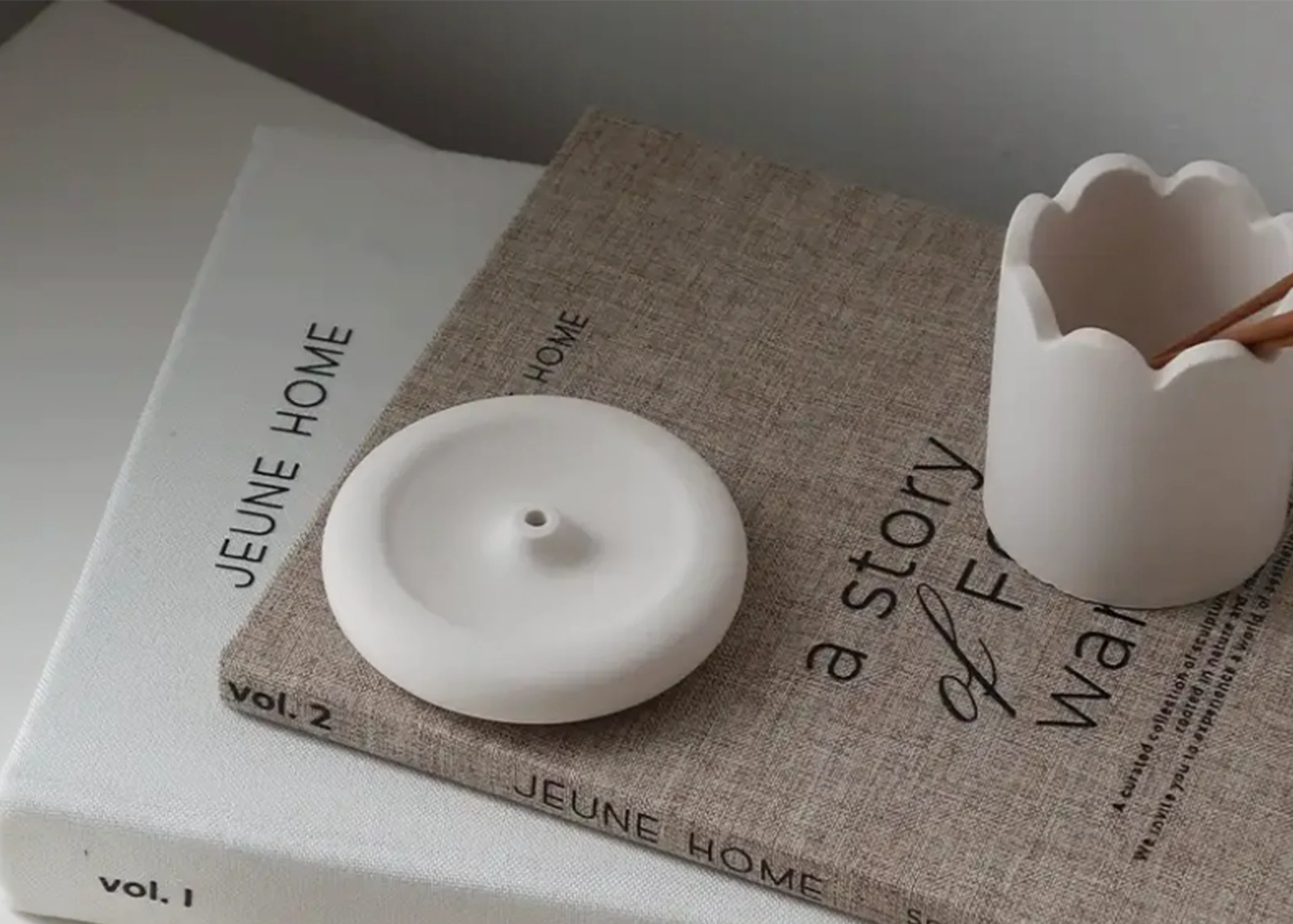 Round Incense Holder - Image 2