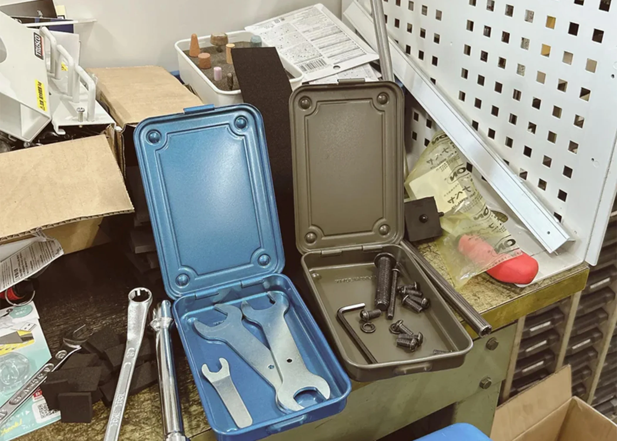 T-152 Toolbox - Image 4